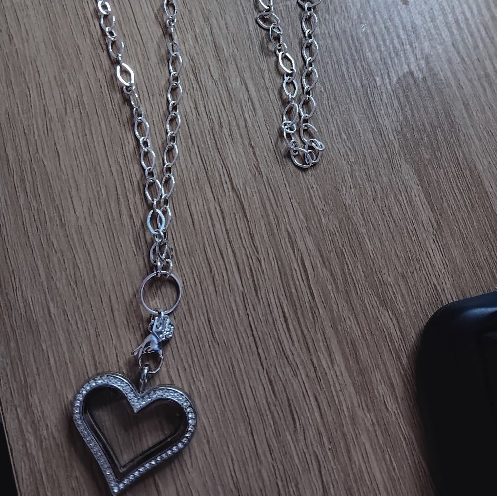 Origami Owl Locket and Chain